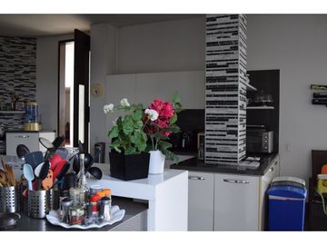SE VENDE CASA  LINDA EN LAGOS DEL CAUJARAL
