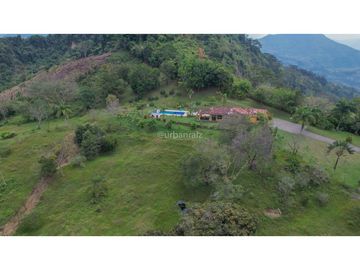 casa campestre en Venecia Antioquia