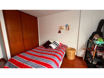 Vendo linda casa conjunto pequeño vista a la montaña