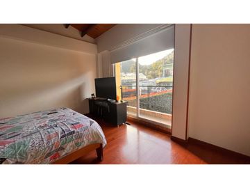 Vendo linda casa conjunto pequeño vista a la montaña