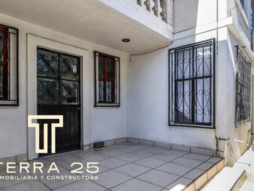 Casa en Venta en Jardines de Santa Clara, Ecatepec