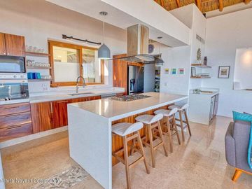 Penthouse con vista al mar en Punta Esmeralda, La Cruz