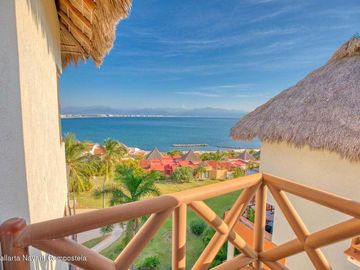 Penthouse con vista al mar en Punta Esmeralda, La Cruz