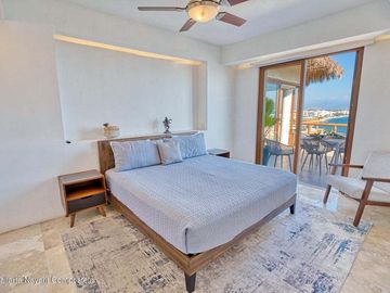 Penthouse con vista al mar en Punta Esmeralda, La Cruz