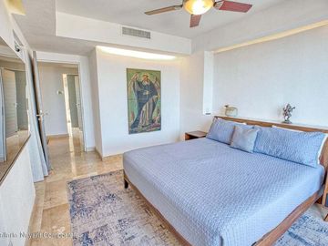 Penthouse con vista al mar en Punta Esmeralda, La Cruz