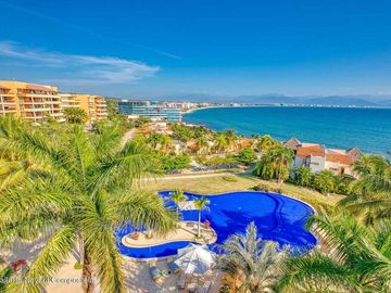 Penthouse con vista al mar en Punta Esmeralda, La Cruz
