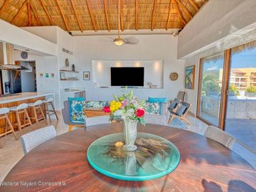 Penthouse con vista al mar en Punta Esmeralda, La Cruz