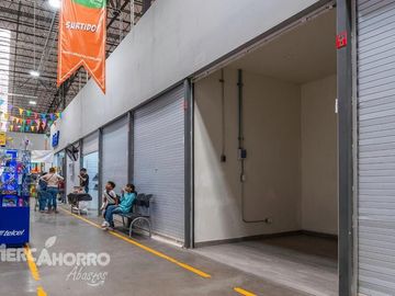 Local Comercial Intermedio de 23 m2 en Venta, Mercahorro Chapala