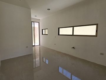 PRECIOSA RESIDENCIA A 300 METROS DEL MAR, EN CHICXULUB PUERTO, PROGRESO.