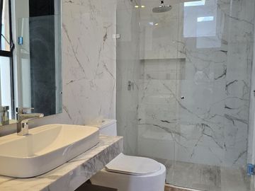 CASA DE UNA PLANTA EN PRIVADA RESIDENCIAL EN XCANATUN AL NORTE DE MERIDA