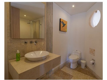 Venta  de Lujoso Apartaestudio en el Centro Historico con RT.