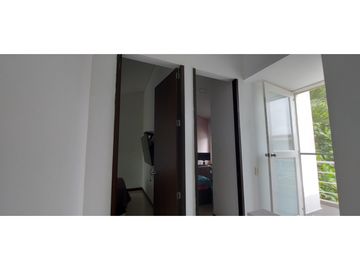 CASA CAMPESTRE EN VENTA EN JAMUND: AMPLIA EN CONJUNTO RESIDENCIAL