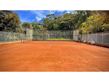 Casa Campestre Piscina Parcelacion Llanogrande (Rionegro)