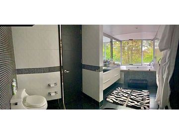 Casa Campestre Piscina Parcelacion Llanogrande (Rionegro)
