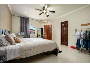 Venta de casa en El Terronal, Villa Venice