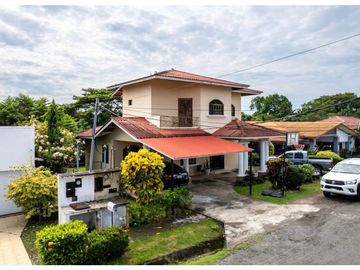 Venta de casa en El Terronal, Villa Venice