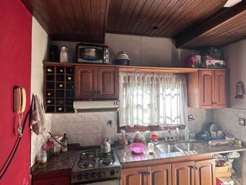 Casa en venta en Lanus Oeste