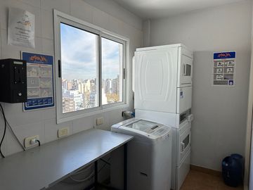 Venta monoamb. Piso Alto con amenities en Almagro