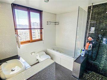 Departamento en Venta en Mall Parque Arauca - Kennedy - Av. Vitacura - Vespucio