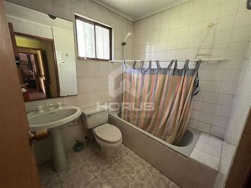 Casa en Venta en Ramon Subercaseux con cam. Las Majadas