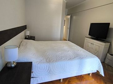 Venta, semipiso en Recoleta, 4 amb c/cochera