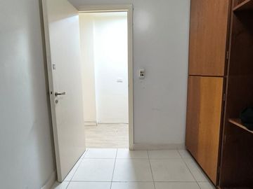 Venta, semipiso en Recoleta, 4 amb c/cochera