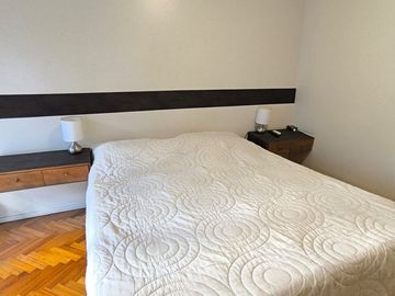 Venta, semipiso en Recoleta, 4 amb c/cochera
