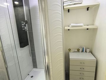 Venta, semipiso en Recoleta, 4 amb c/cochera