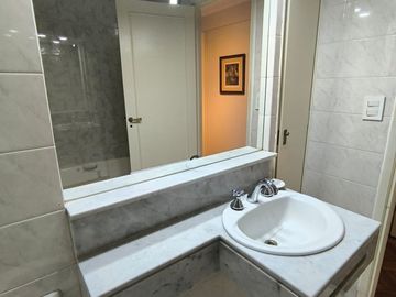 Venta, semipiso en Recoleta, 4 amb c/cochera