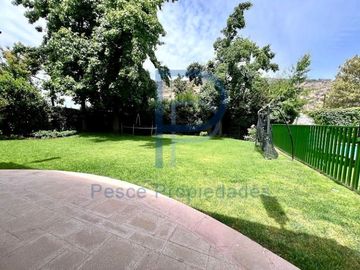 EXCELENTE CASA INGLESA EN CONDOMINIO SANTUARIO DEL VALLE