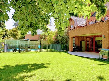 EXCELENTE CASA INGLESA EN CONDOMINIO SANTUARIO DEL VALLE