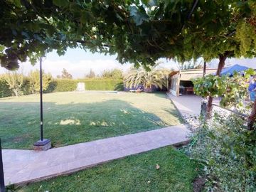 SE VENDE CASA - CONDOMINIO EL GOLF RINCONADA