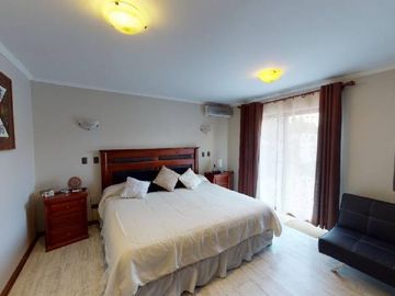 SE VENDE CASA - CONDOMINIO EL GOLF RINCONADA