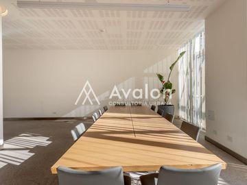 Penthouse de 4 ambientes con green-roof y piscina en venta en Concepción Palermo