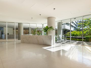 Penthouse de 4 ambientes con green-roof y piscina en venta en Concepción Palermo