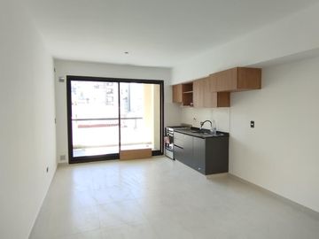 Departamento de 2 ambientes frente con Balcón en Venta - Caballito