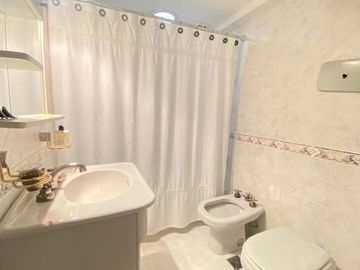 Haedo Sur Chalet de cuatro ambientes en dos plantas
