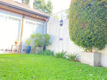 Haedo Sur Chalet de cuatro ambientes en dos plantas