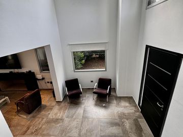 Venta Casa 6 Ambientes a La Laguna en El Cantón Islas Escobar