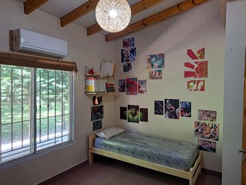 Venta de casaquinta en Barrio Los Viejos Ombues  Florencio Varela. OPORTUNIDAD