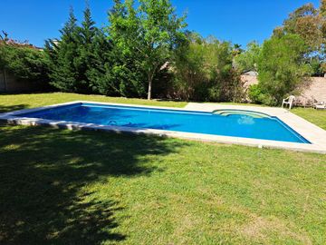 Venta de casaquinta en Barrio Los Viejos Ombues  Florencio Varela. OPORTUNIDAD