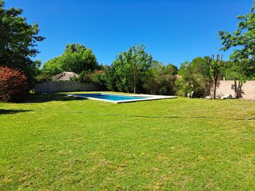 Venta de casaquinta en Barrio Los Viejos Ombues  Florencio Varela. OPORTUNIDAD