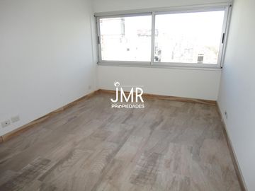 JMR Propiedades | Edificio Premium Libertador | Excelente Duplex en Venta