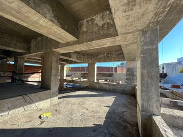 Departamento de cuatro ambientes en venta en Avellaneda