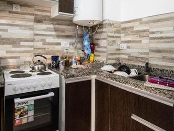 1 dormitorio moderno y con patio en zona de Parque
