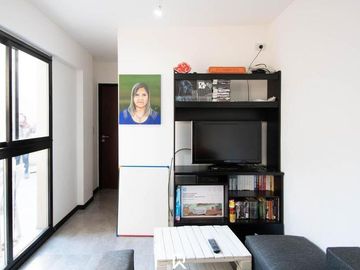 1 dormitorio moderno y con patio en zona de Parque