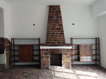Casa en venta - 3 Dormitorios 2 Baños - Cochera - 283Mts2 - Longchamps, Almirante Brown