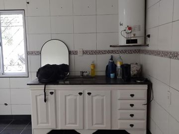 Casa en venta - 3 Dormitorios 2 Baños - Cochera - 283Mts2 - Longchamps, Almirante Brown