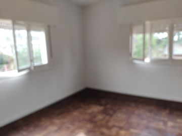 Casa en venta - 3 Dormitorios 2 Baños - Cochera - 283Mts2 - Longchamps, Almirante Brown