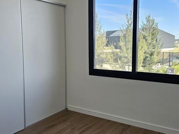 Casa en Venta en El Naudir a estrenar con pileta 3 dormitorios y escritorio 1207